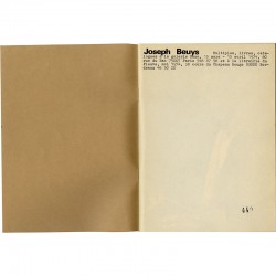 plaquette/catalogue de l'exposition consacrée à Joseph Beuys à la galerie Bama, 1974