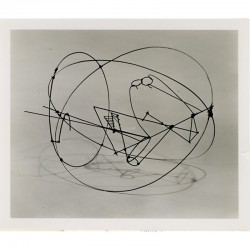 tirage photographique de l'œuvre  de Bodmer "Sculpture en fil de fer, 1937