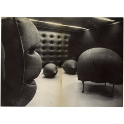 photographie de l'installation de Lars Englund par Eustachy Kossakowski, Sonnabend, 1968