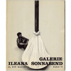 mini catalogue de la première exposition personnelle de Gilberto Zorio, à la galerie Ileana Sonnabend, à Paris, 1969