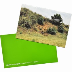 12 photos de Yoshiko Seino,  catalogue édité en 1999 par Rei Kawakubo créateur de la marque de vêtements Comme des Garçons
