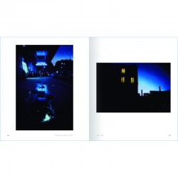 double page de photographies de Paris en tirages Fresson de Bernard Plossu
