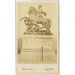 portrait-carte d'une statue équestre d'Angoulême par Maury et Debas
