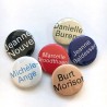 Lot de 6 badges "portraits" d'Agnès Thurnauer